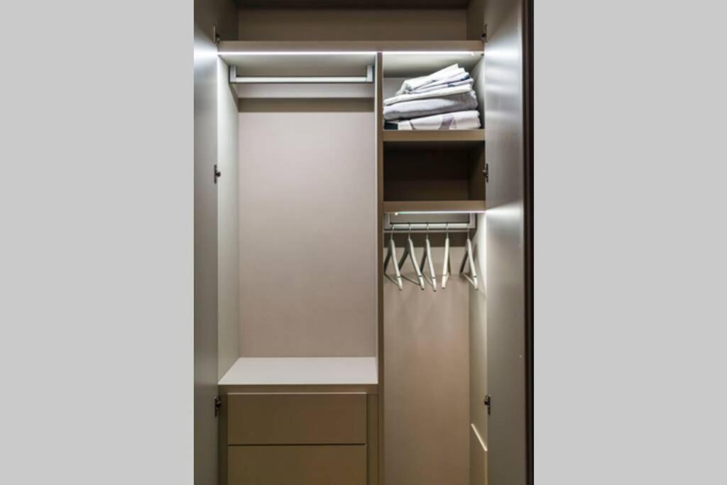 Appartement Torre 13 à Modène Extérieur photo